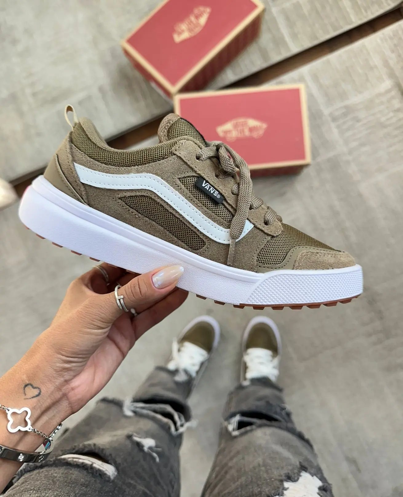 Tênis Feminino VNS 3D Camurça
