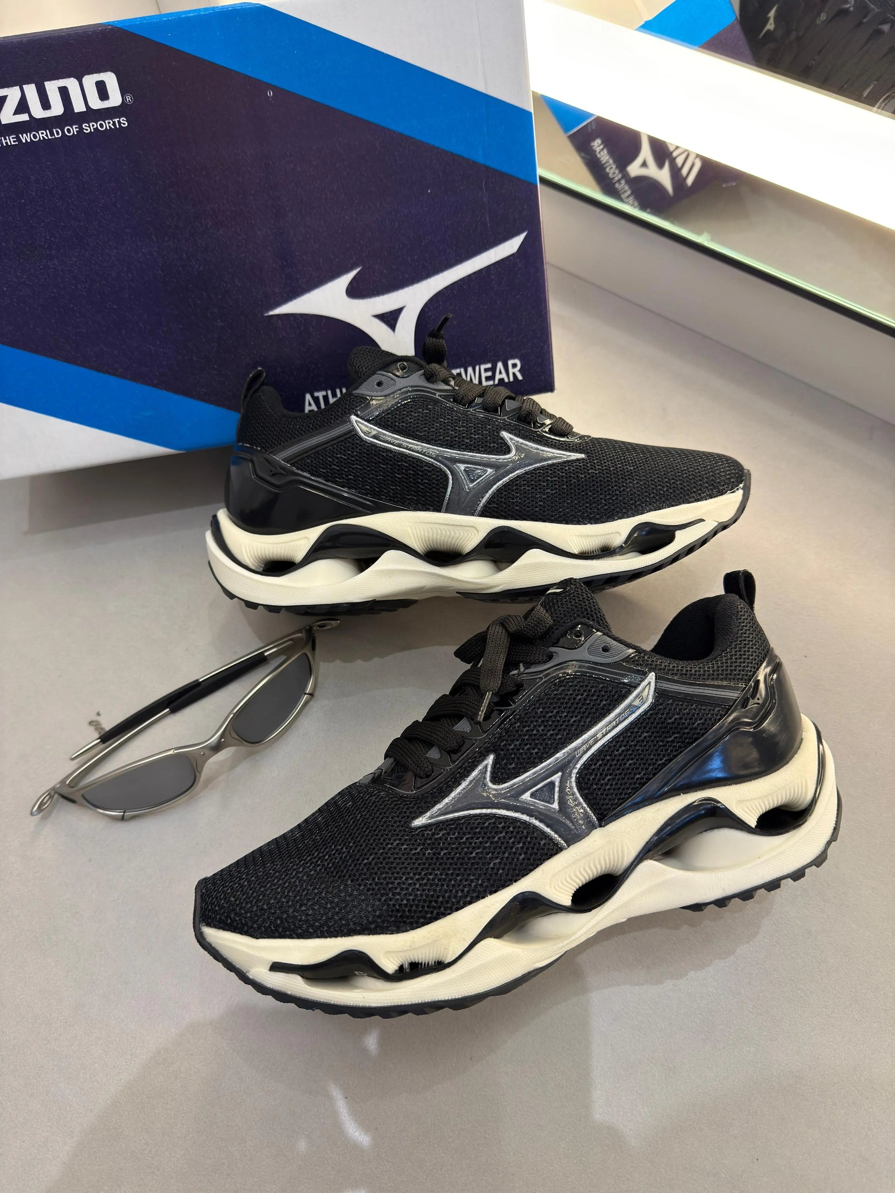 Tênis Masculino MZN Wave Stratos 3