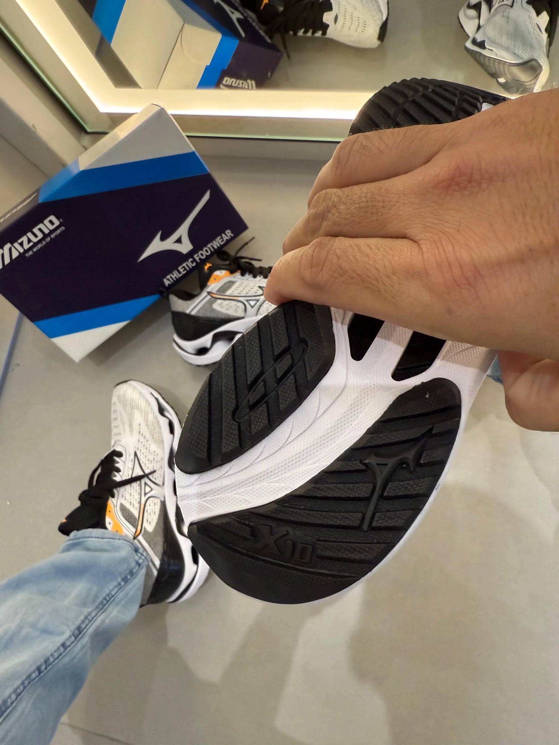 Tênis Masculino MZN Wave Stratos 3