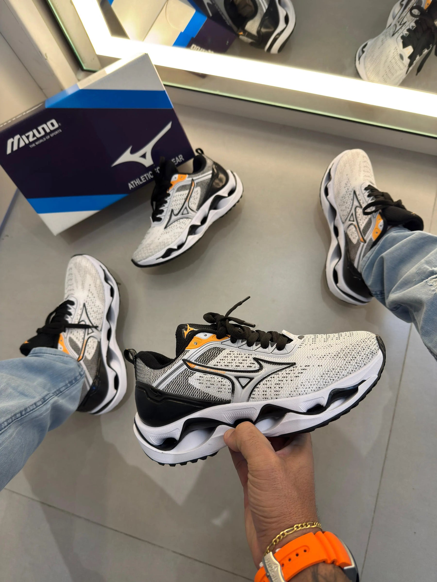 Tênis Masculino MZN Wave Stratos 3