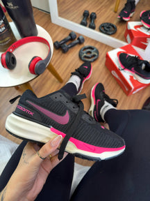 Tênis Feminino NK ZoomX Invencible Run