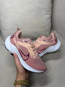 Tênis Feminino NK Zoom Pegasus 40