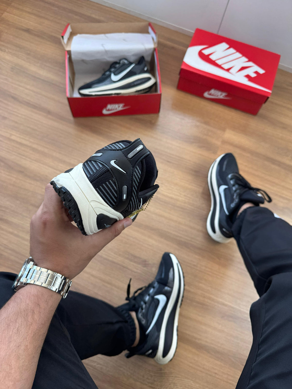 Tênis Unissex NK Vomero 18