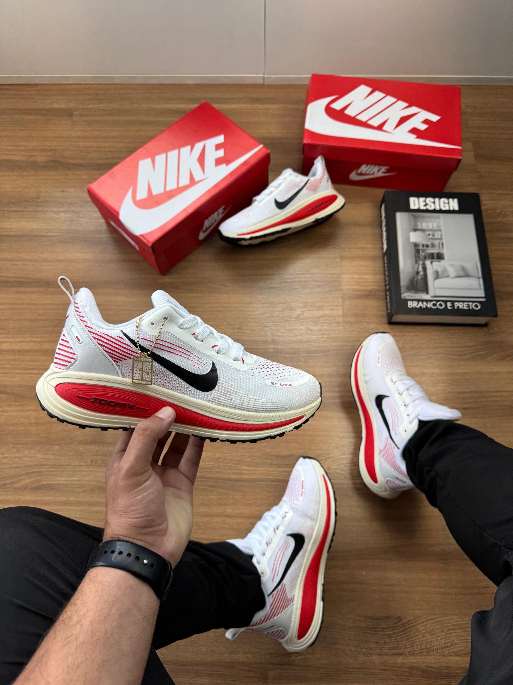 Tênis Unissex NK Vomero 18