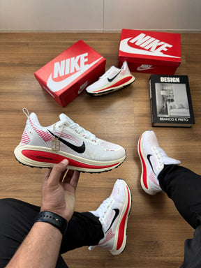 Tênis Unissex NK Vomero 18