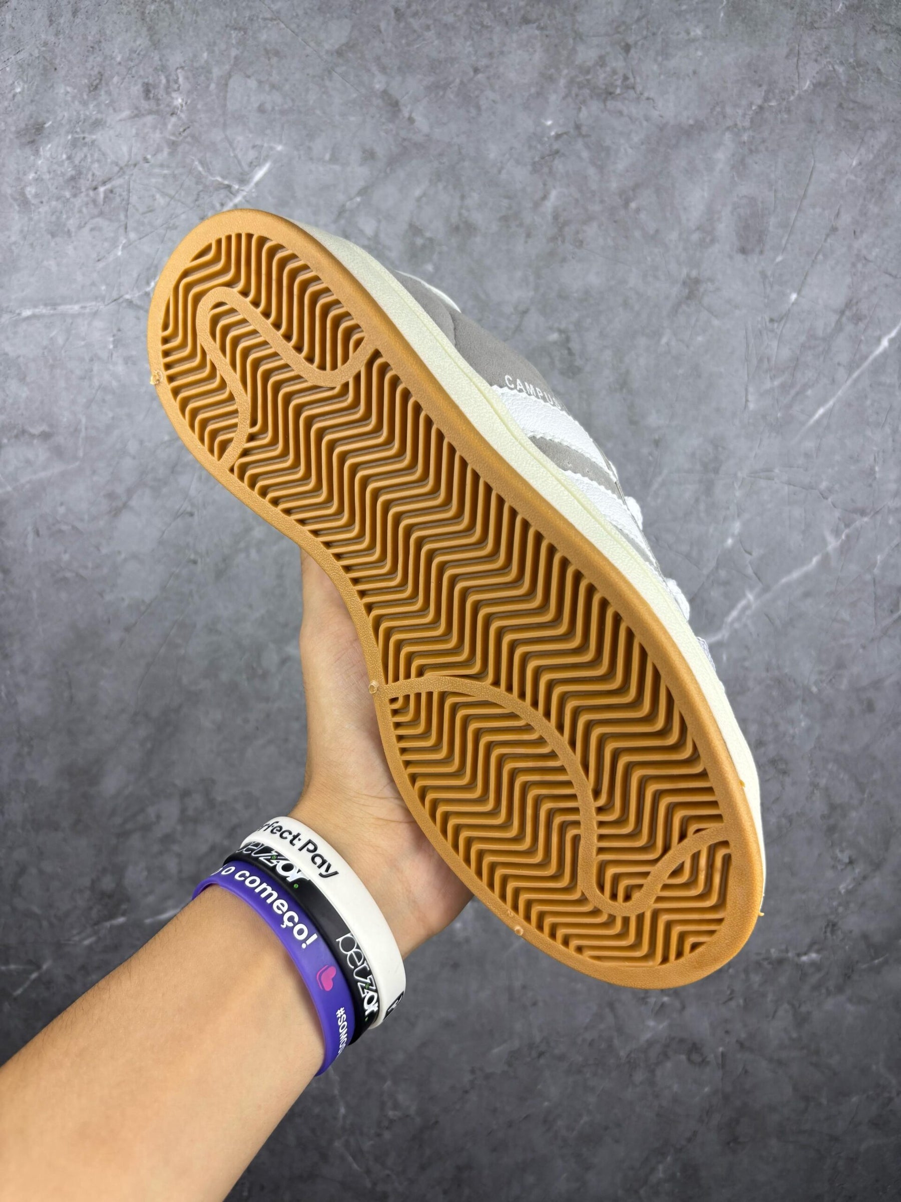 tenis-unissex-adidas-campus-runera