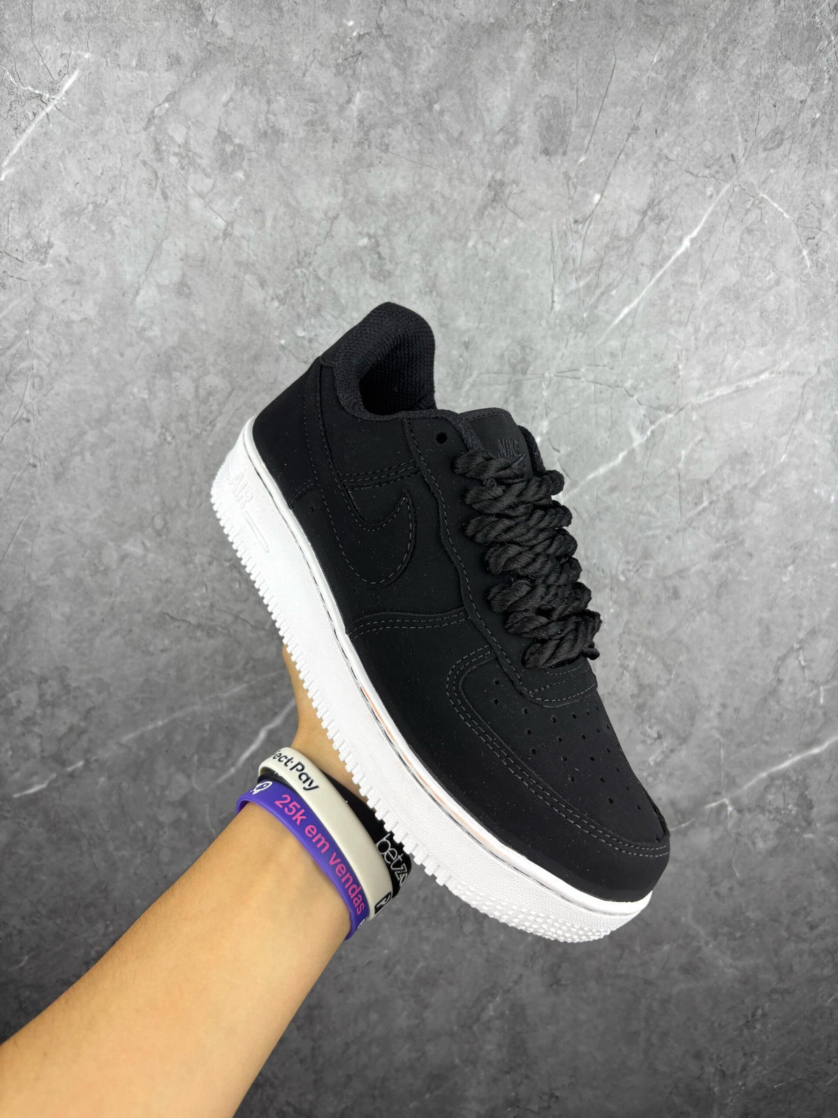 tenis-unissex-air-force-black-cordinha-runera