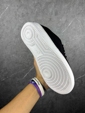 tenis-unissex-air-force-black-cordinha-runera